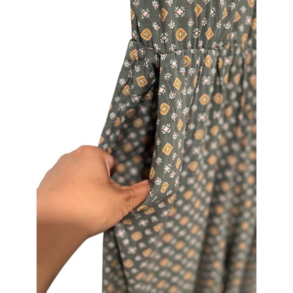 Women’s Rayon Cropped front Tie Jumpsuit M Green - Picture 4 of 8